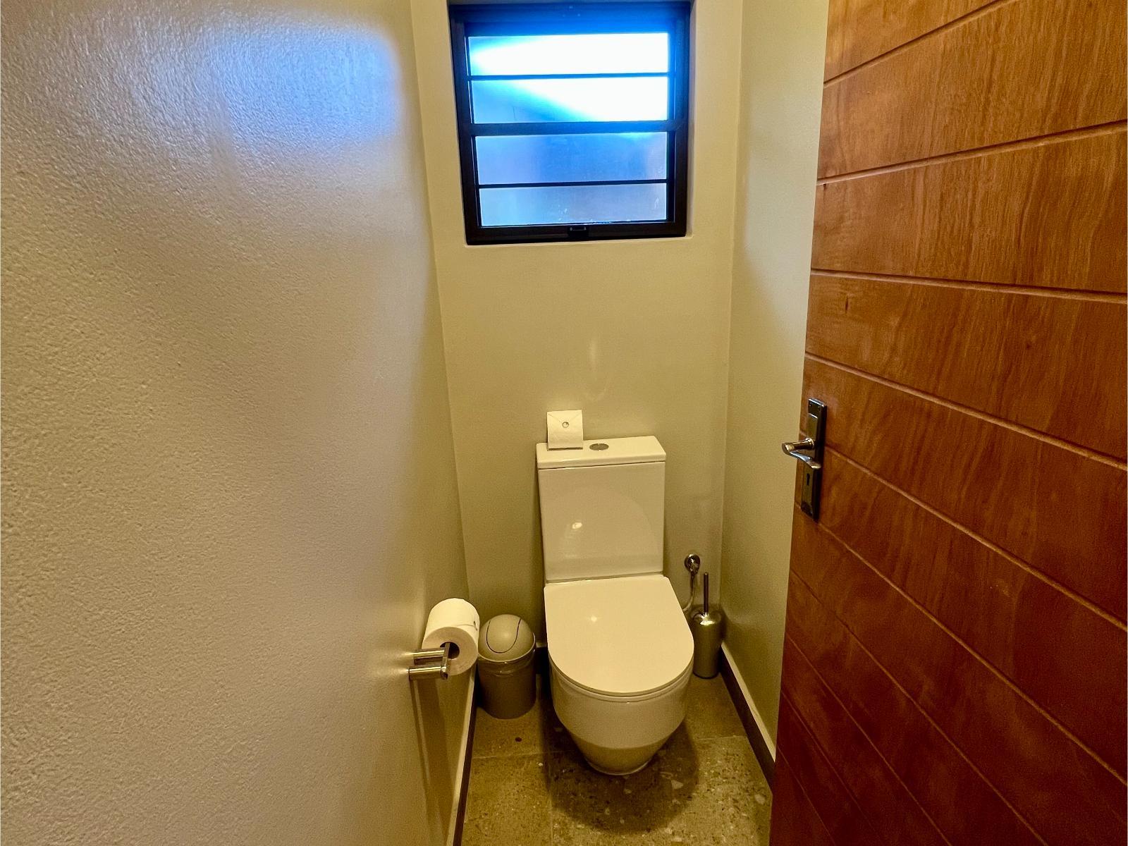 Roomtype 9: Bathroom Little Eden St Lucia KZN South Africa