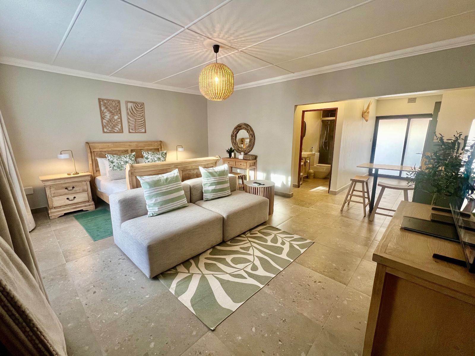 Roomtype 8: Photo of the whole room Little Eden St Lucia KZN South Africa