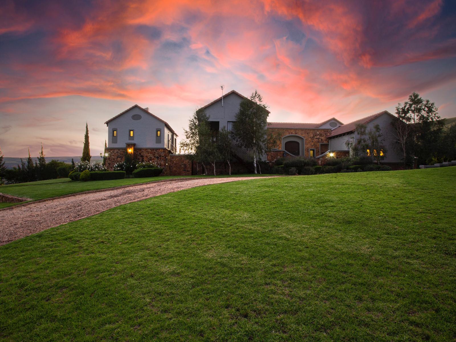 Mount High Luxury Country House