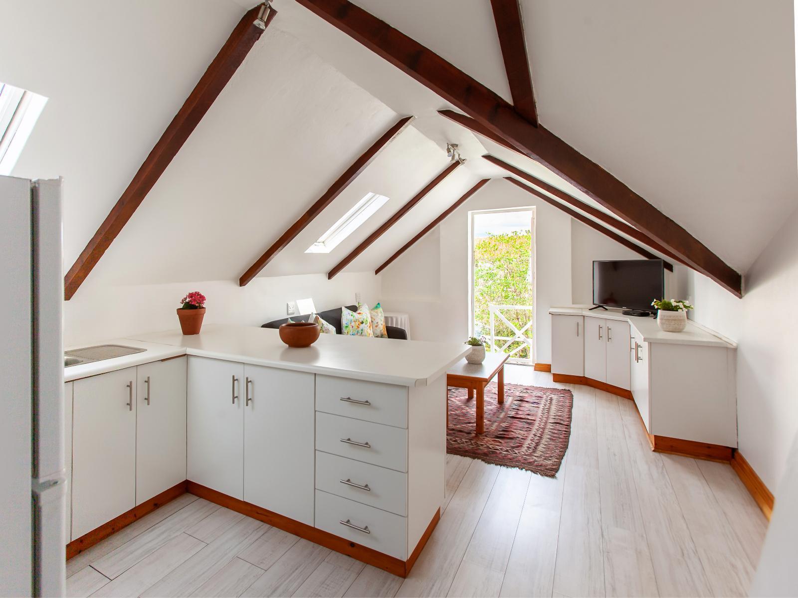 The Habit Guesthouse