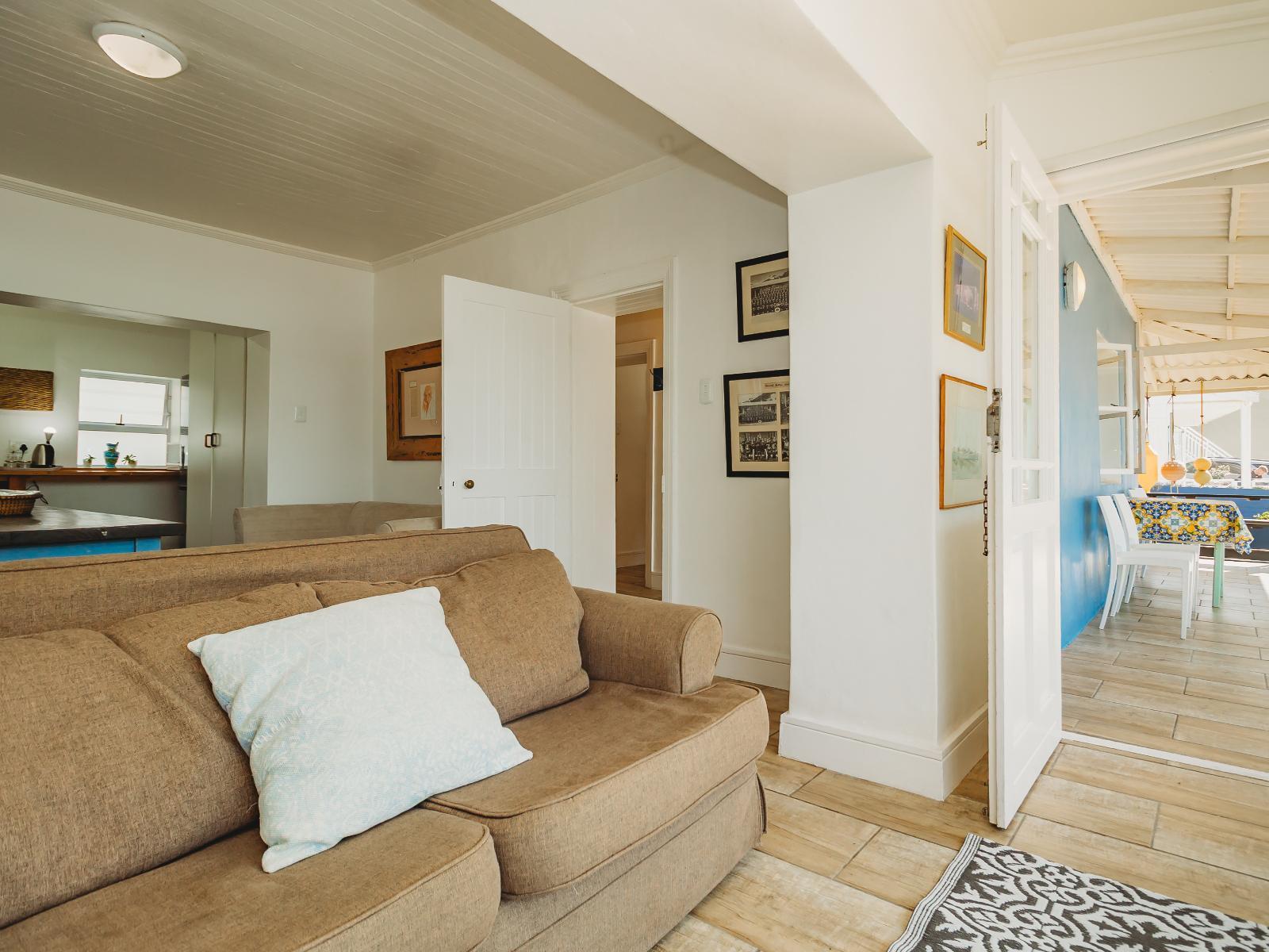 Silver Spray Beach Accommodation