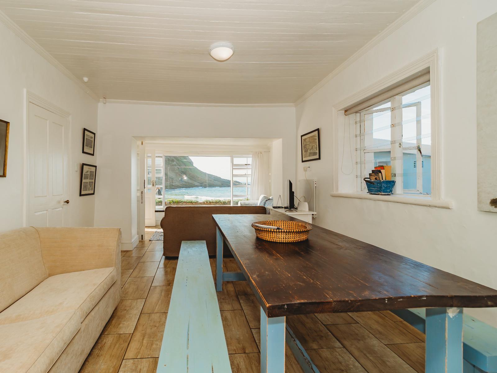 Silver Spray Beach Accommodation