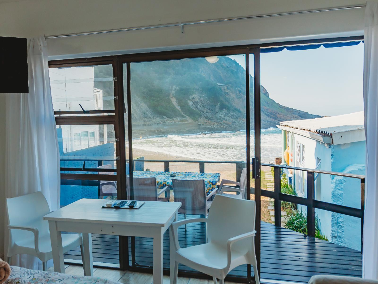 Silver Spray Beach Accommodation