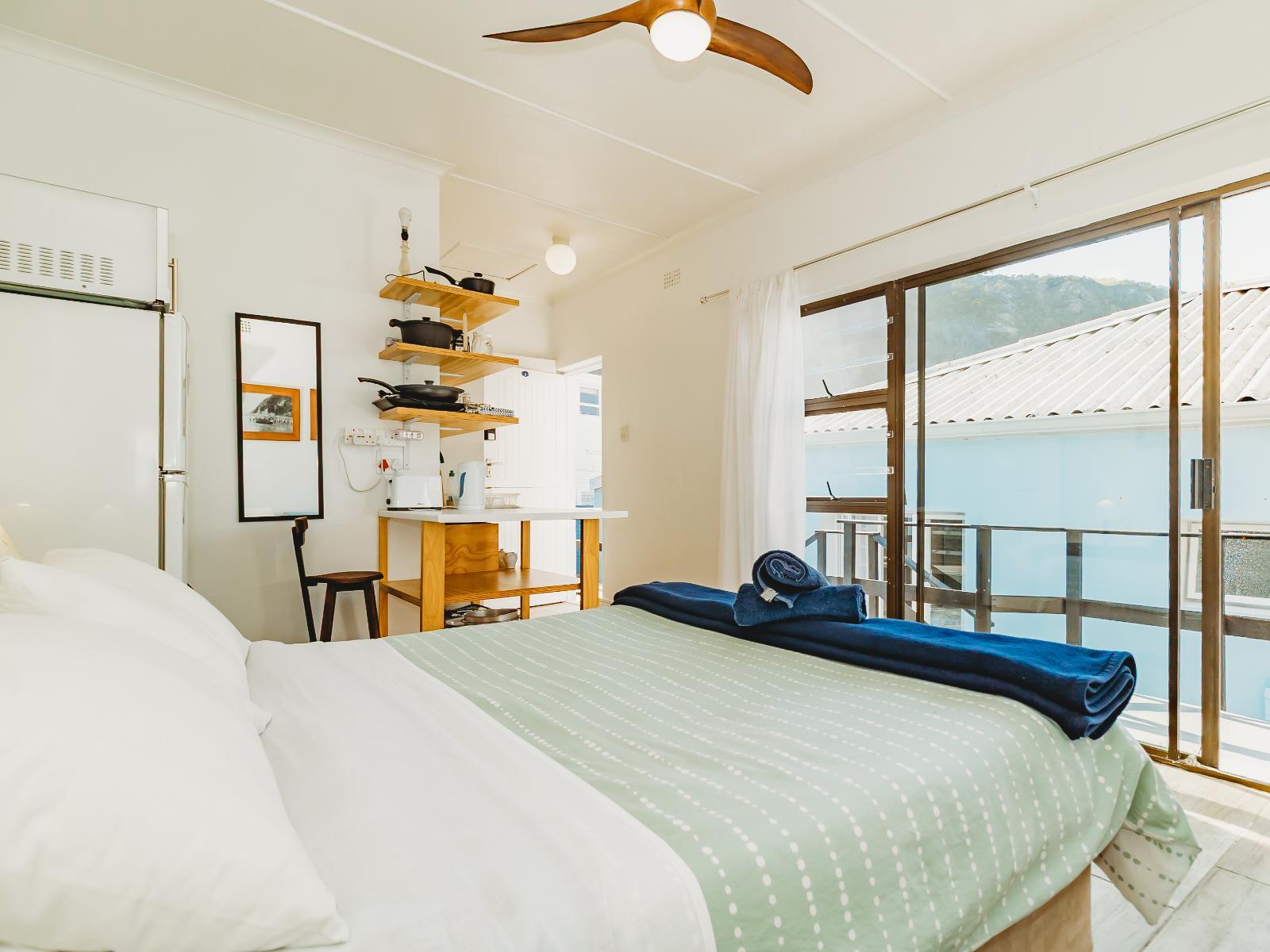 Silver Spray Beach Accommodation