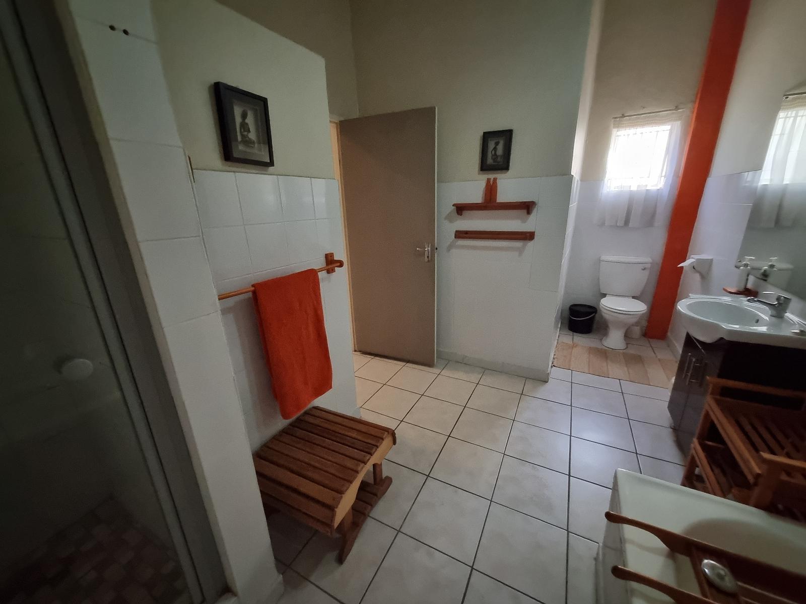 Loerie Lodge, Phalaborwa
