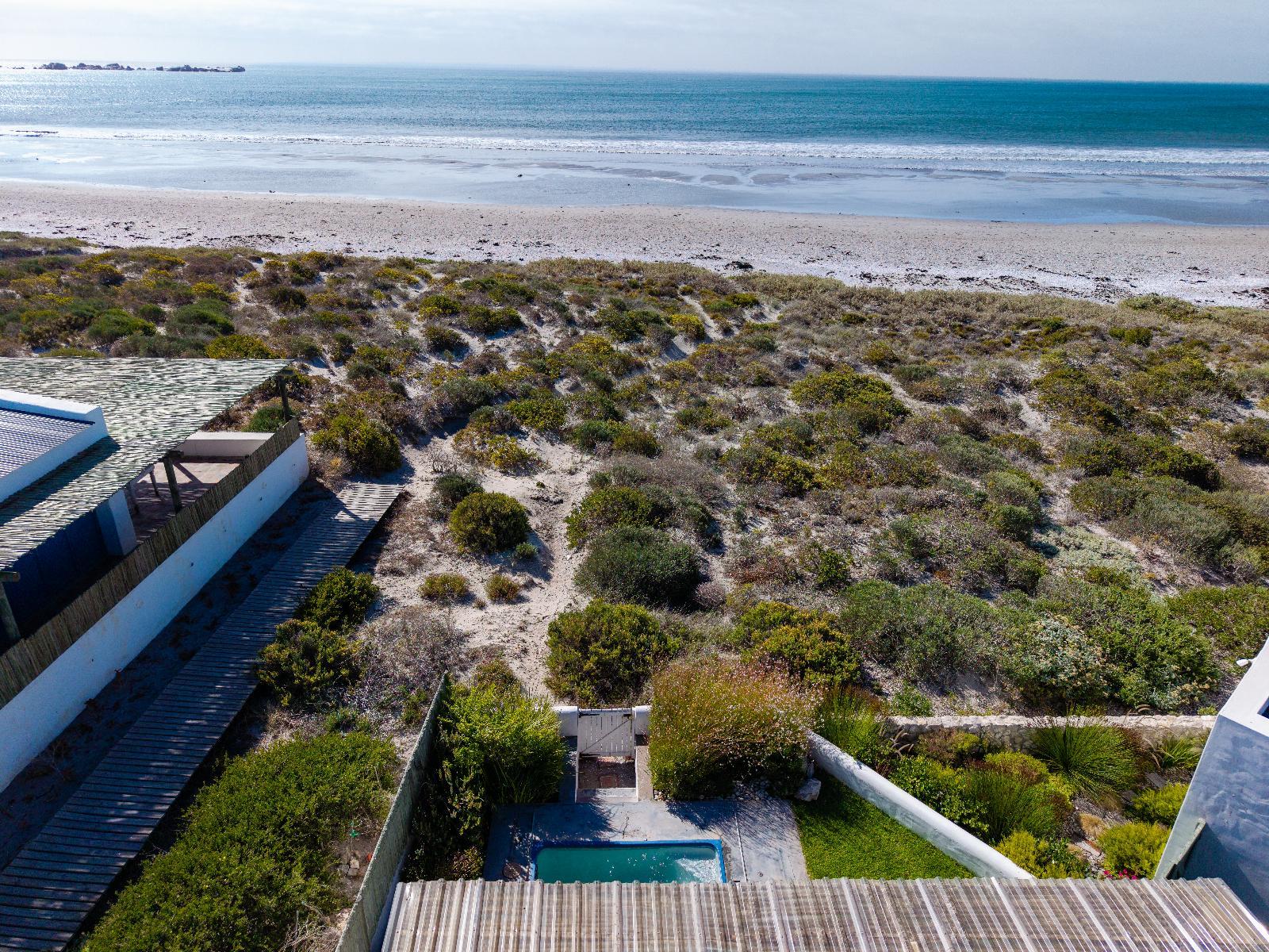 Roomtype 3: Property / Building Beach Houses, Paternoster