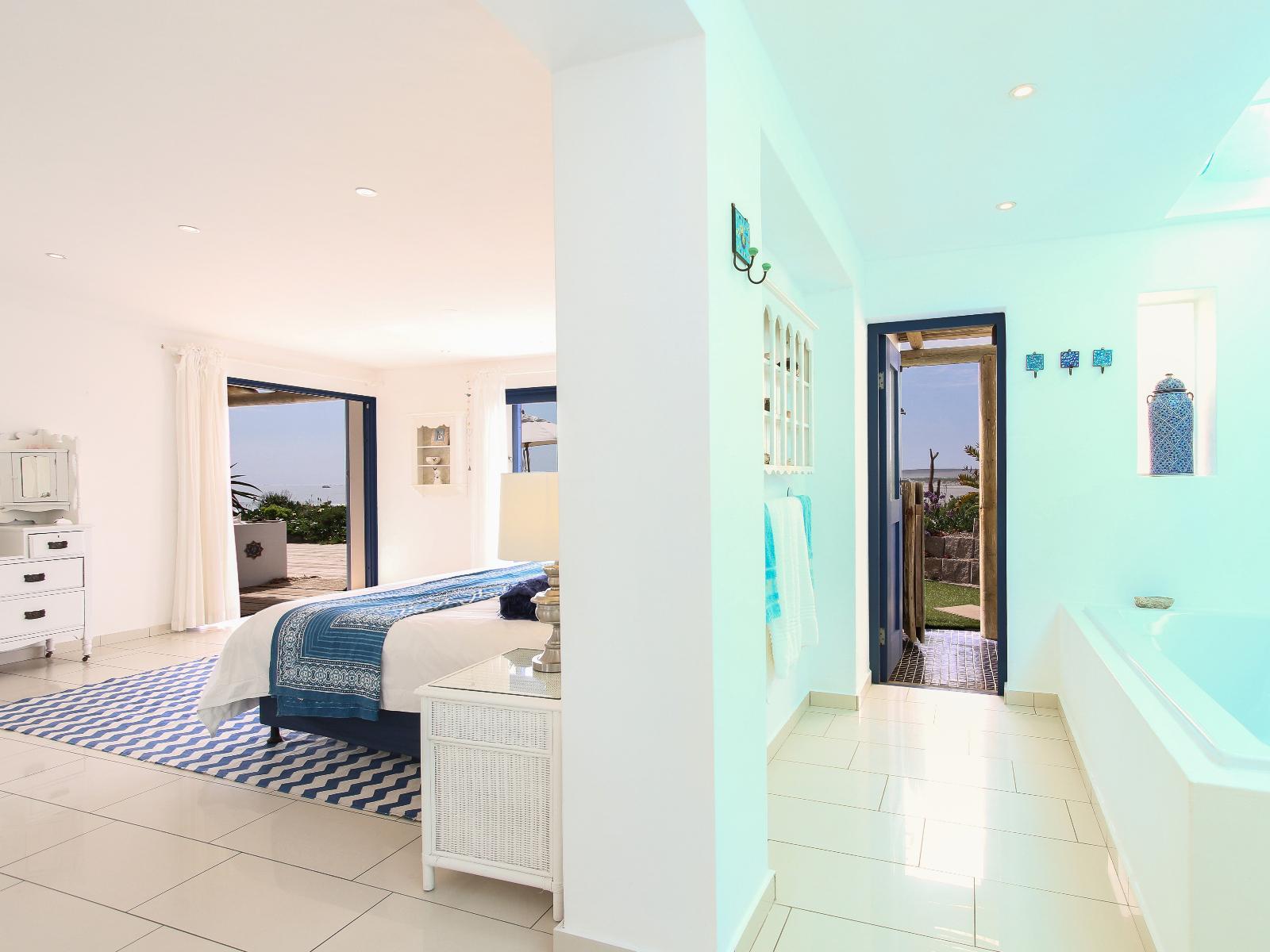 Roomtype 1: Photo of the whole room Beach Houses, Paternoster