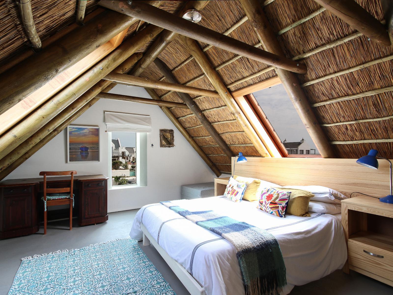 Roomtype 1: Photo of the whole room Beach Houses, Paternoster