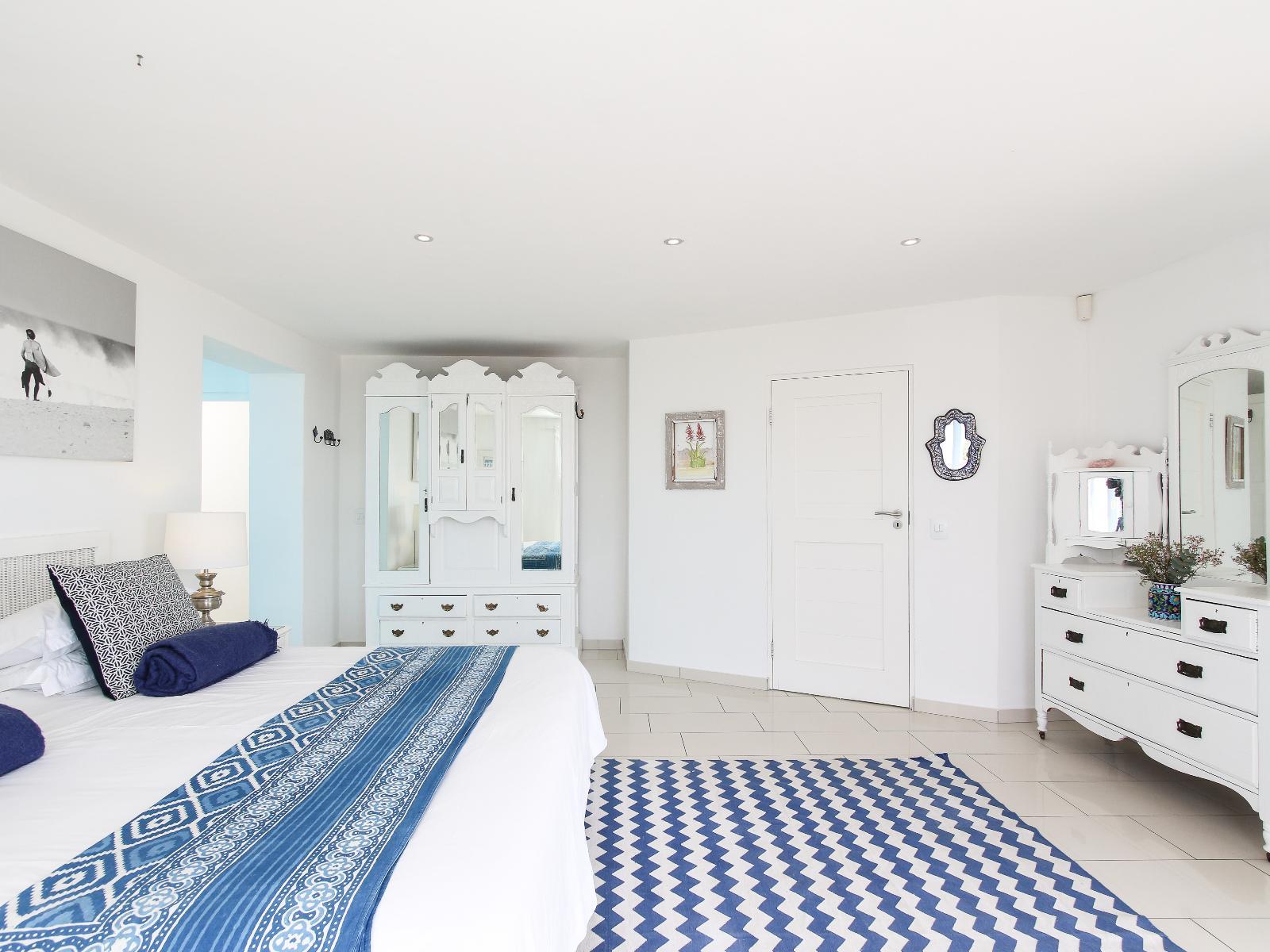 Roomtype 1: Photo of the whole room Beach Houses, Paternoster