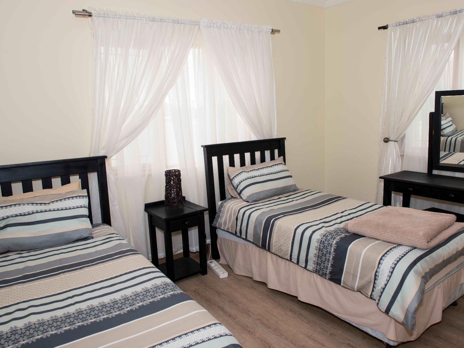 Roomtype 1: Photo of the whole room Good Times Self Catering Apartments