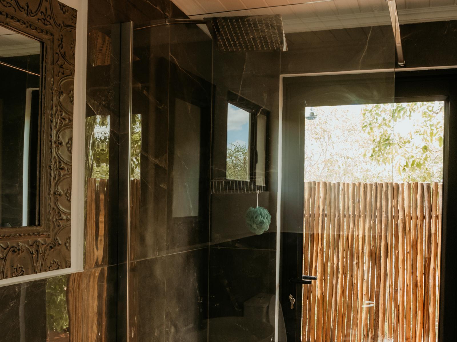 Panzi Lodge