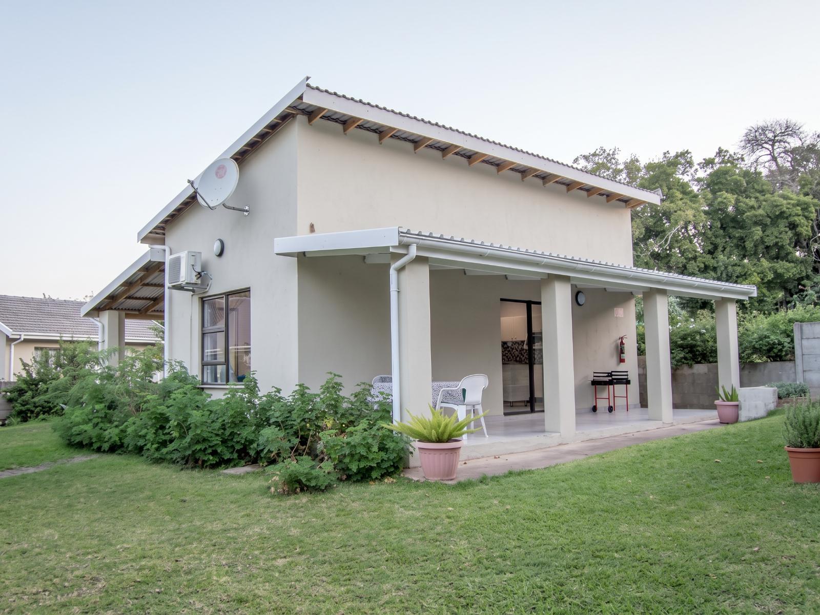 870 on Riverview Drive