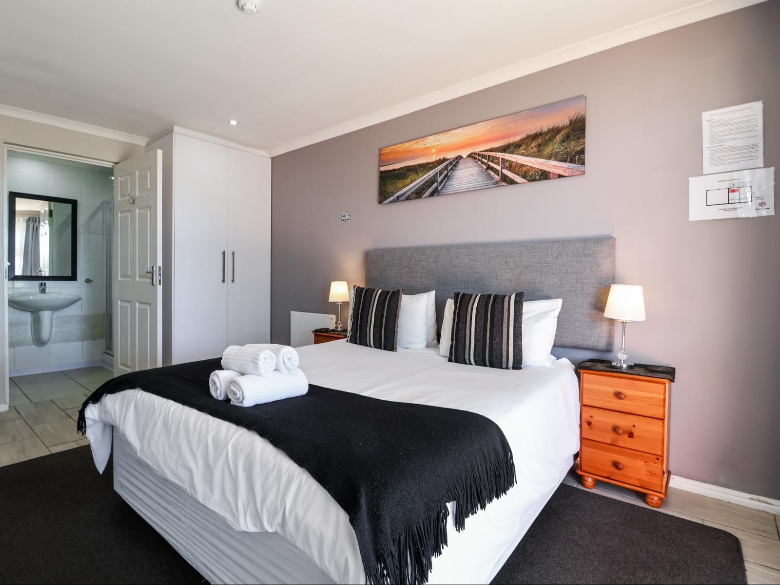 Phoenix Lodge and Waterside Accommodation