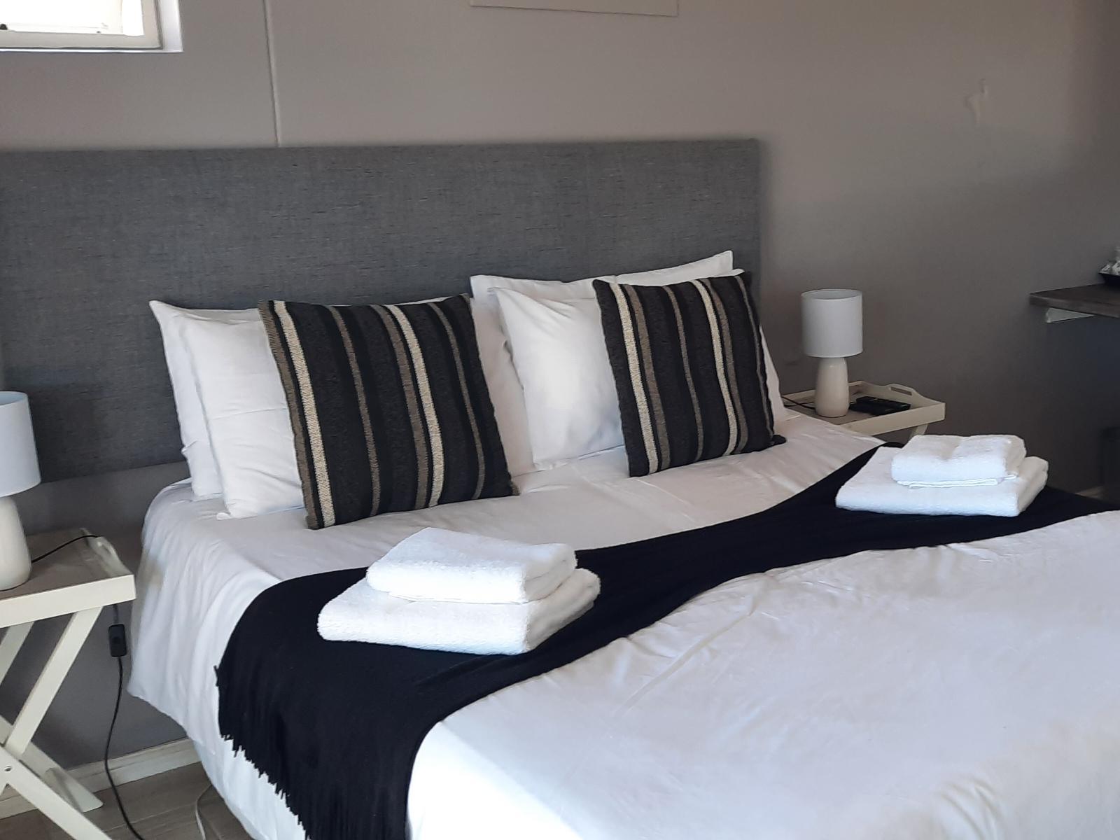 Phoenix Lodge and Waterside Accommodation