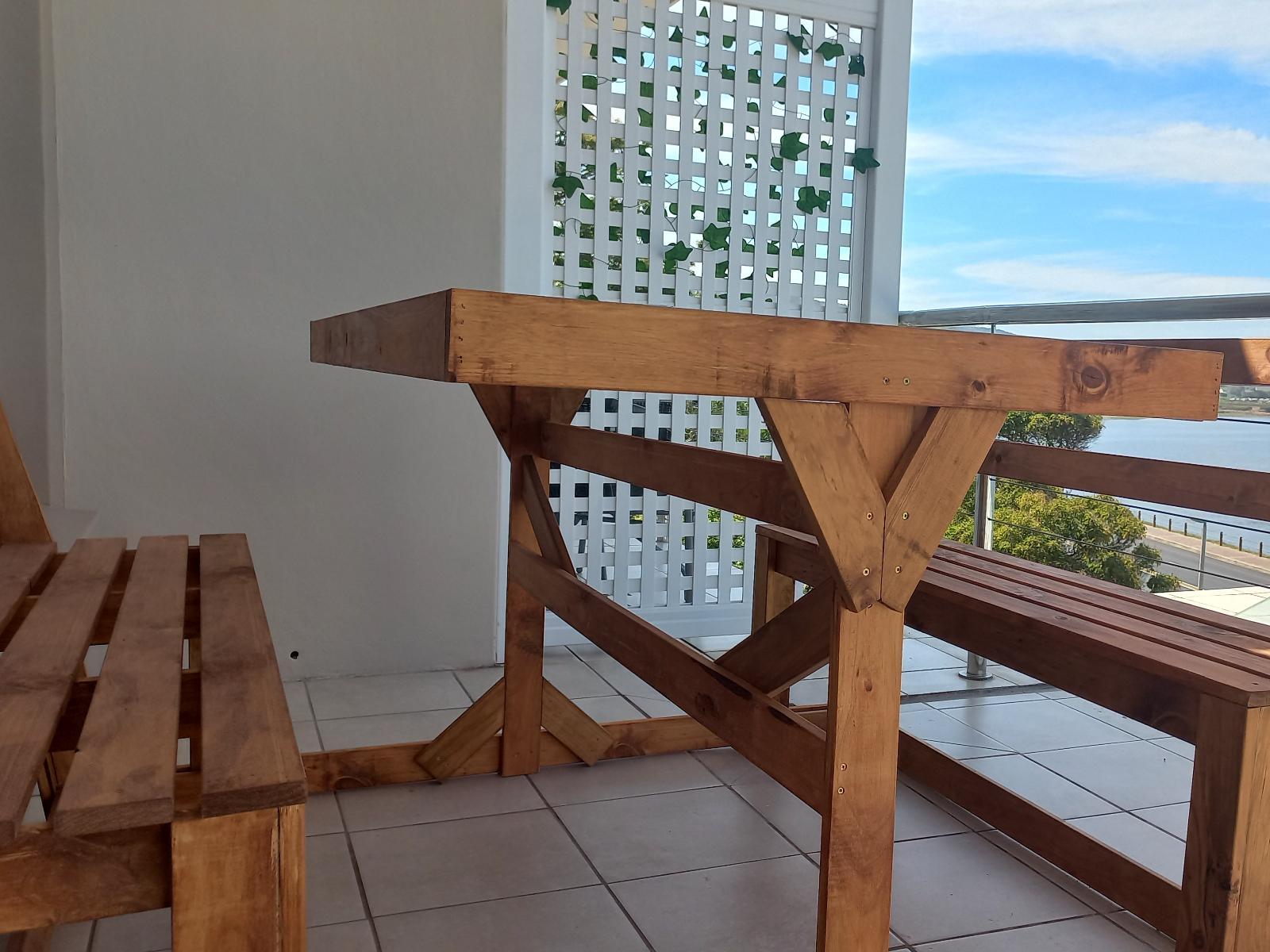 Phoenix Lodge and Waterside Accommodation