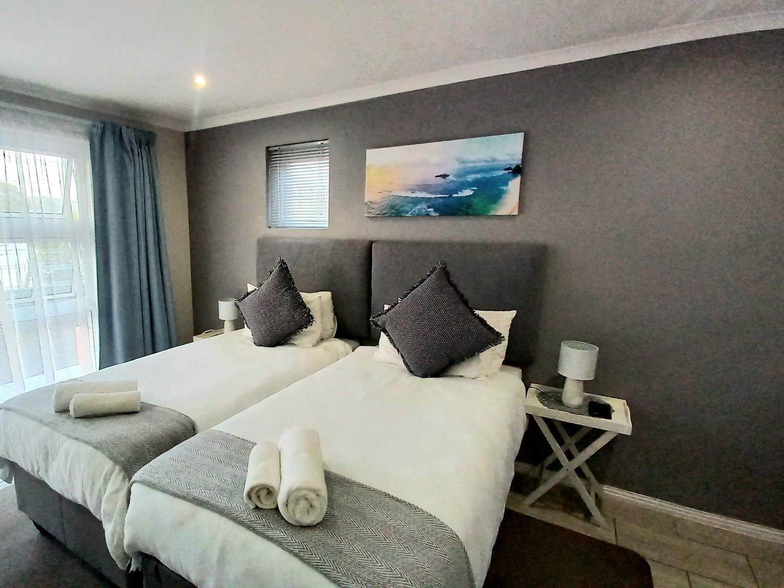 Phoenix Lodge and Waterside Accommodation
