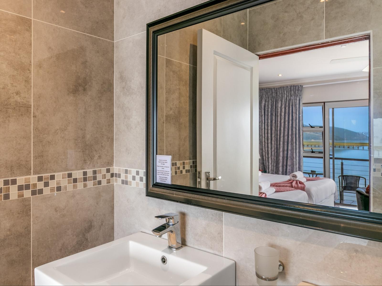 Phoenix Lodge and Waterside Accommodation