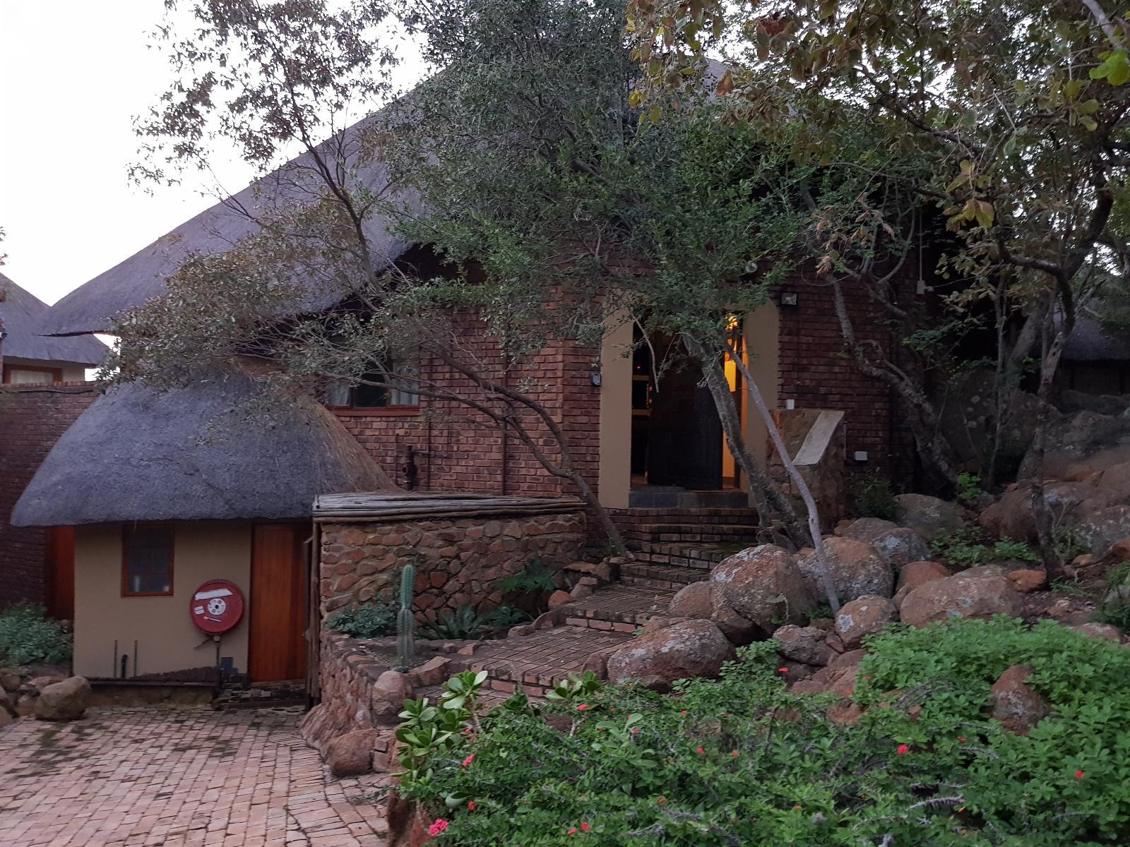 Gecko Lodge and cottage