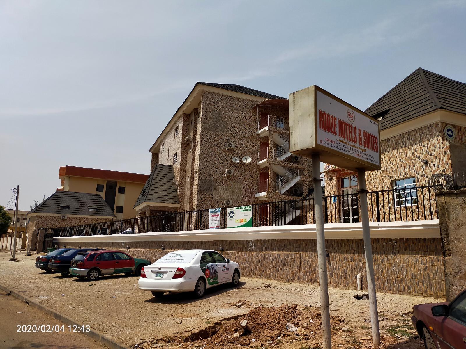 Rodze Hotels
