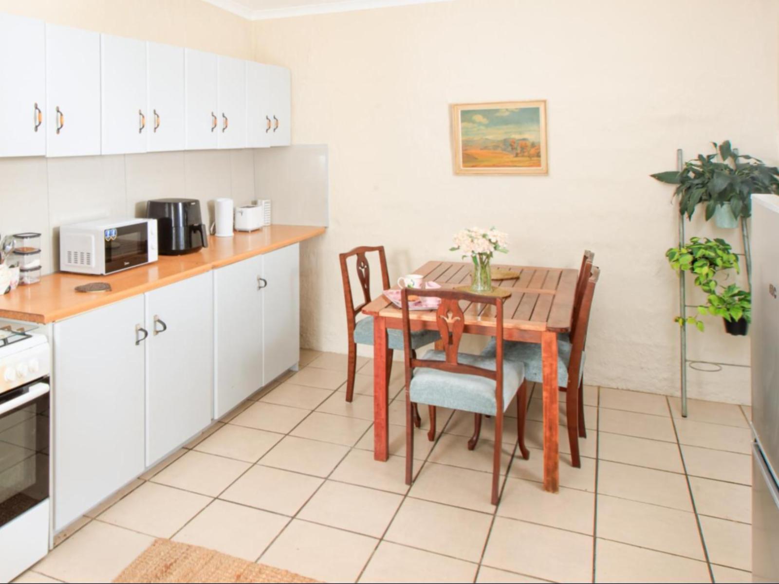 JoyWood Cottages