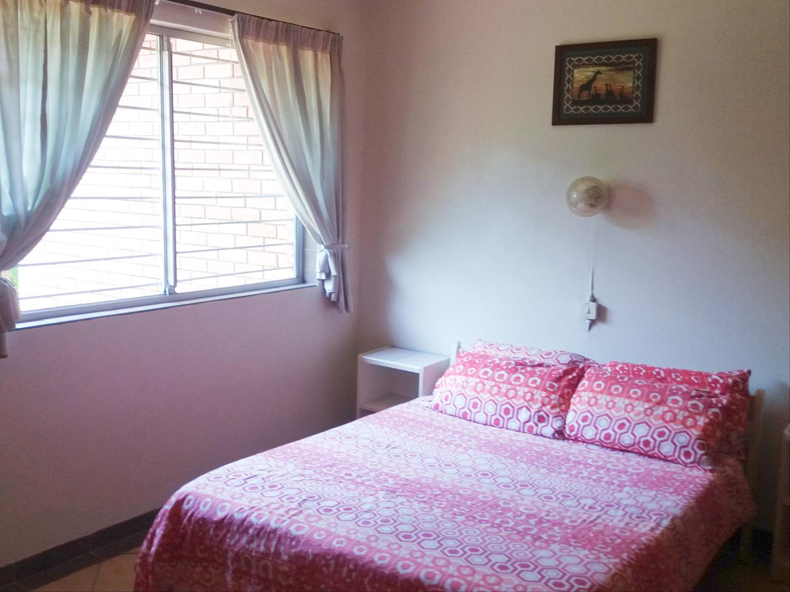 Roomtype 1: Photo of the whole room Stokkiesdraai Holiday Accommodation