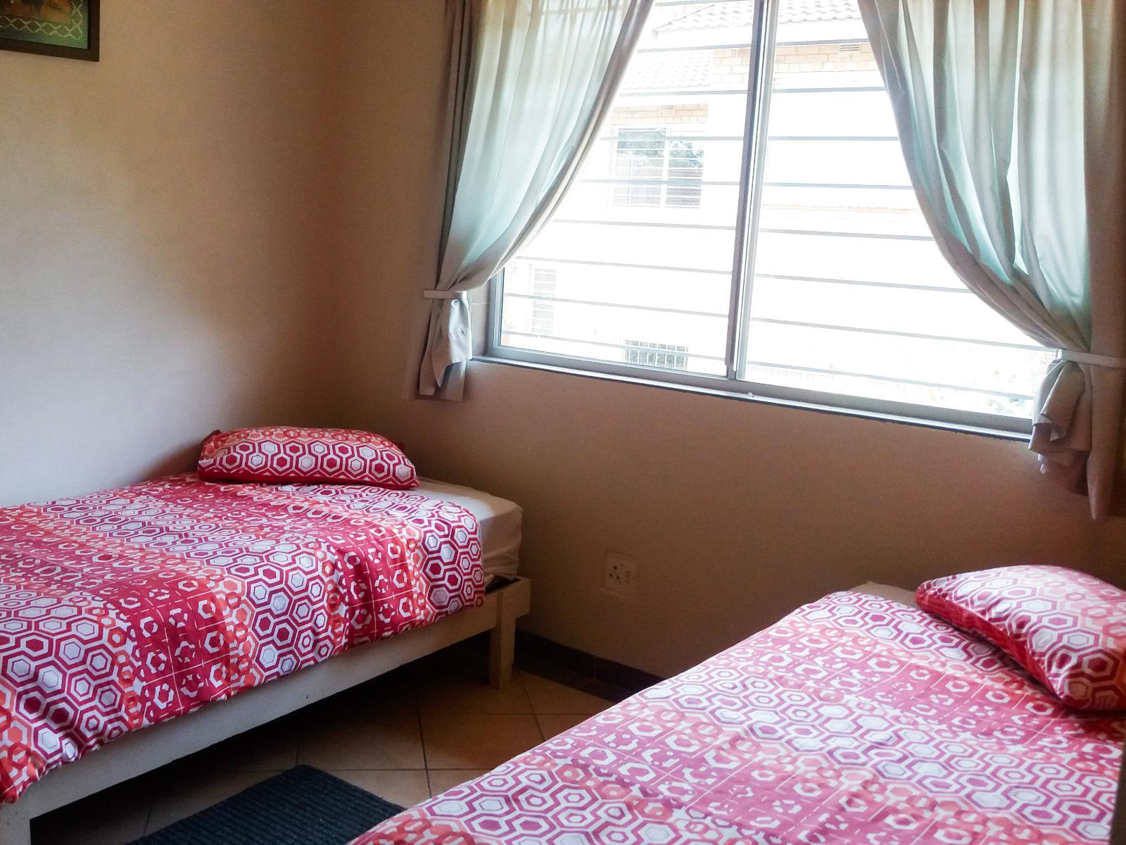 Roomtype 1: Photo of the whole room Stokkiesdraai Holiday Accommodation