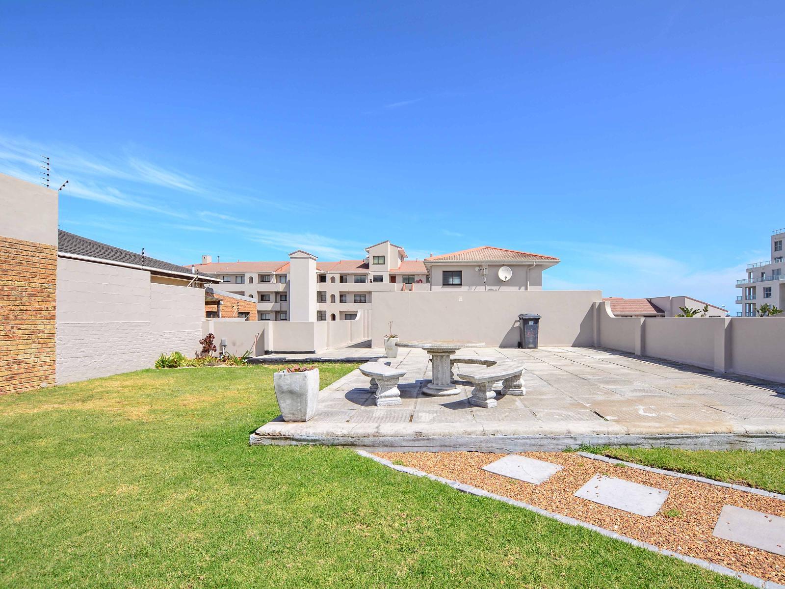 Sea Breeze Apartments Secure Your Hotel, SelfCatering, or Bed and