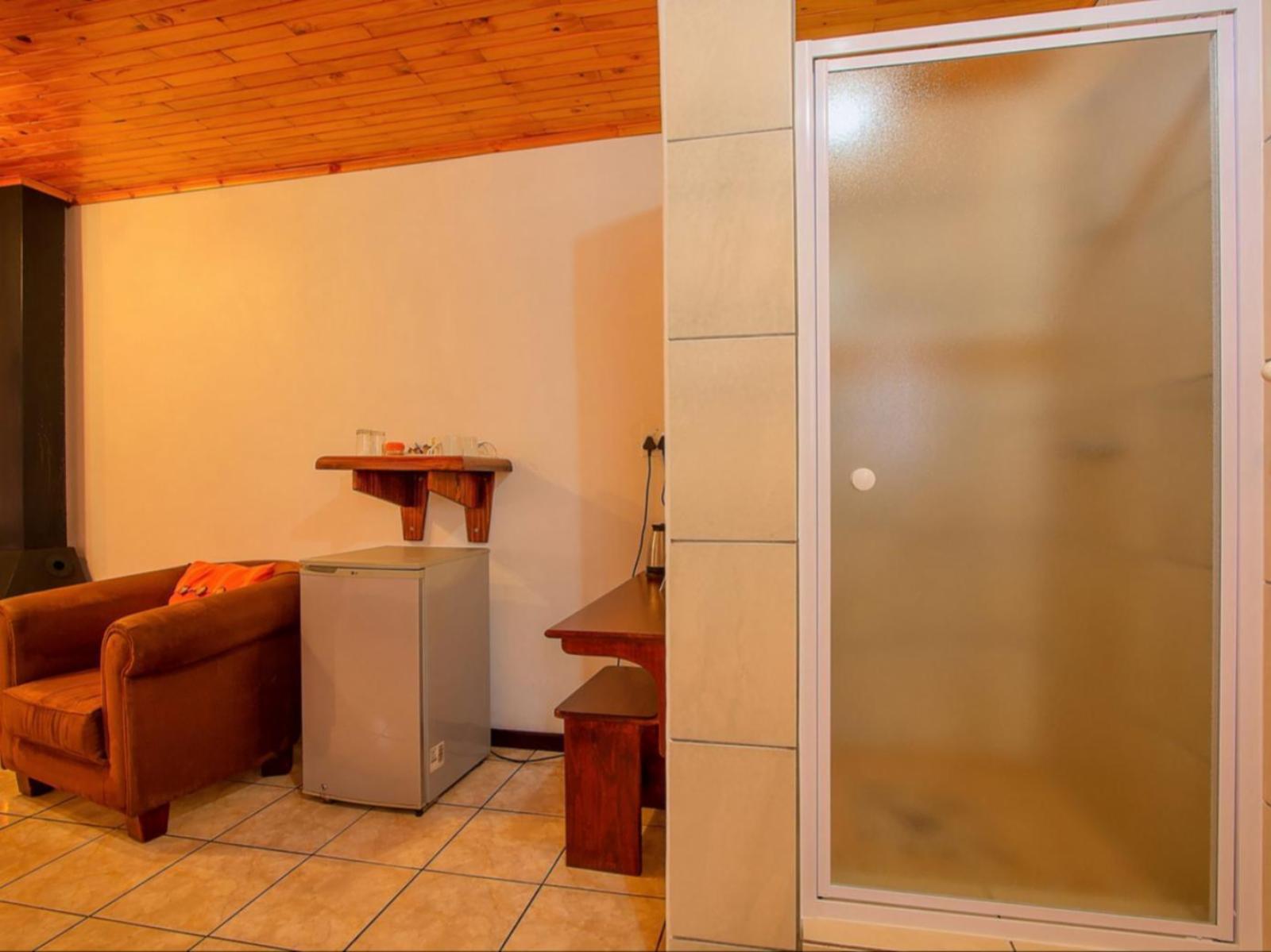 Airport Bird & Game Lodge