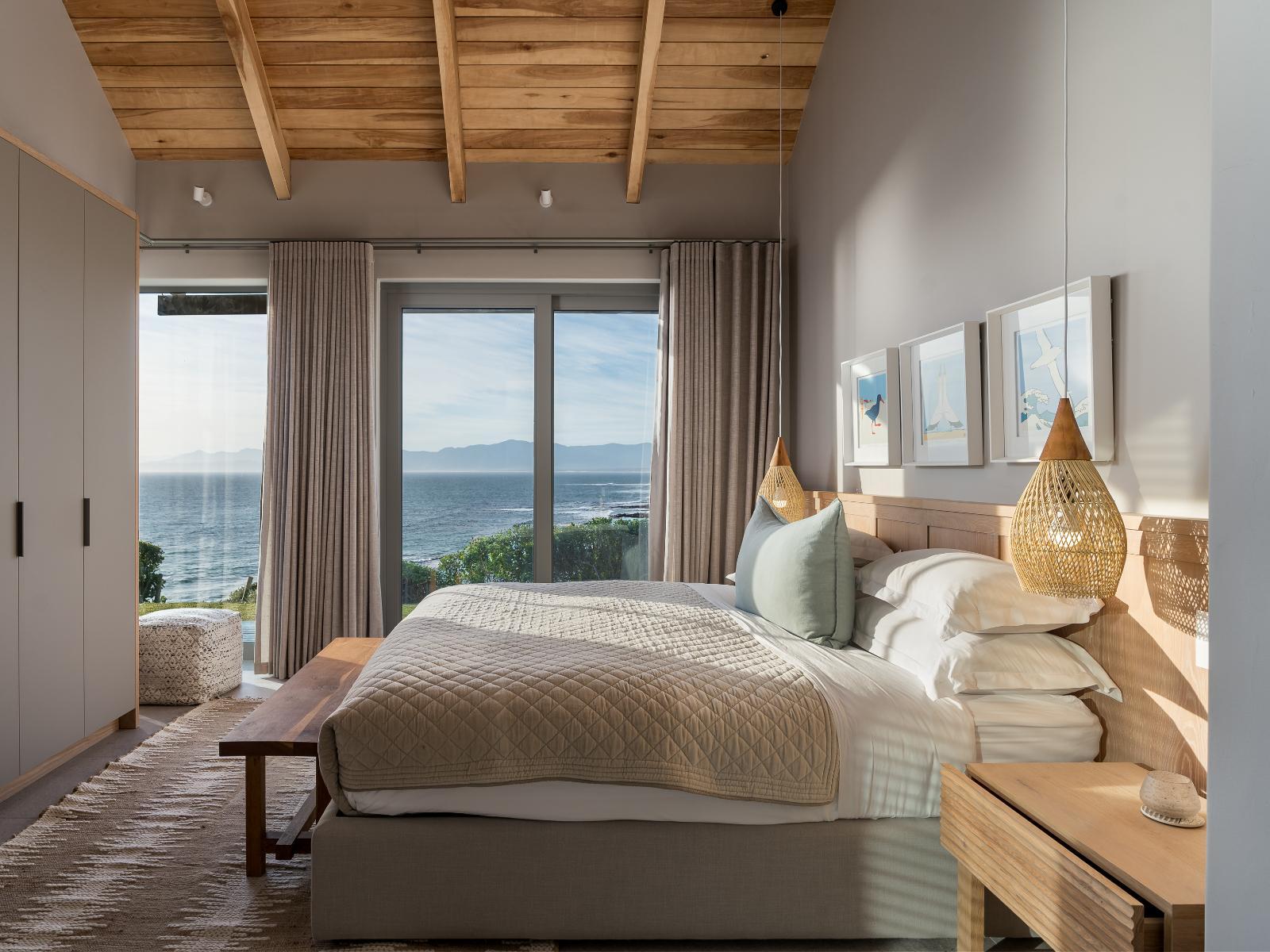 Romansbaai Collection