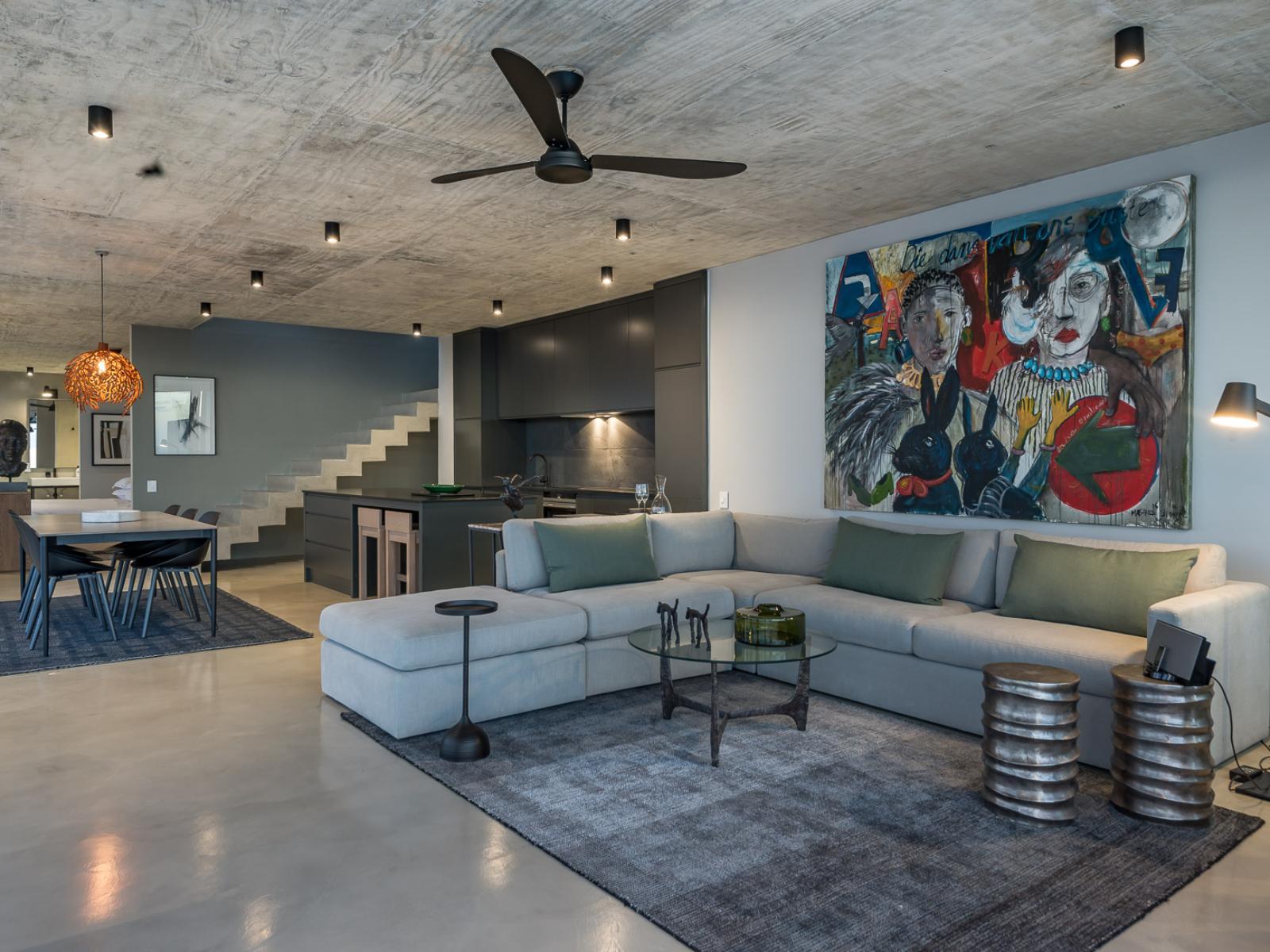 Romansbaai Collection