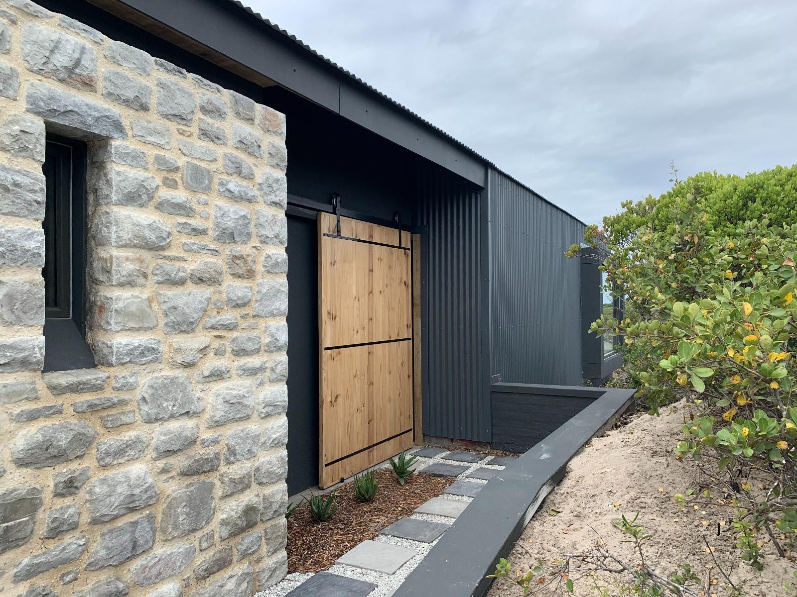 Romansbaai Collection