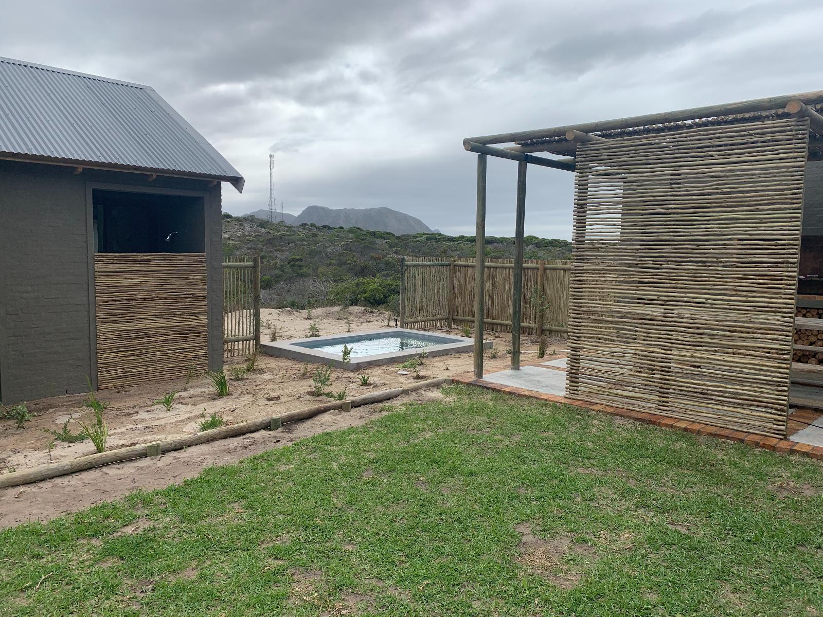 Romansbaai Collection