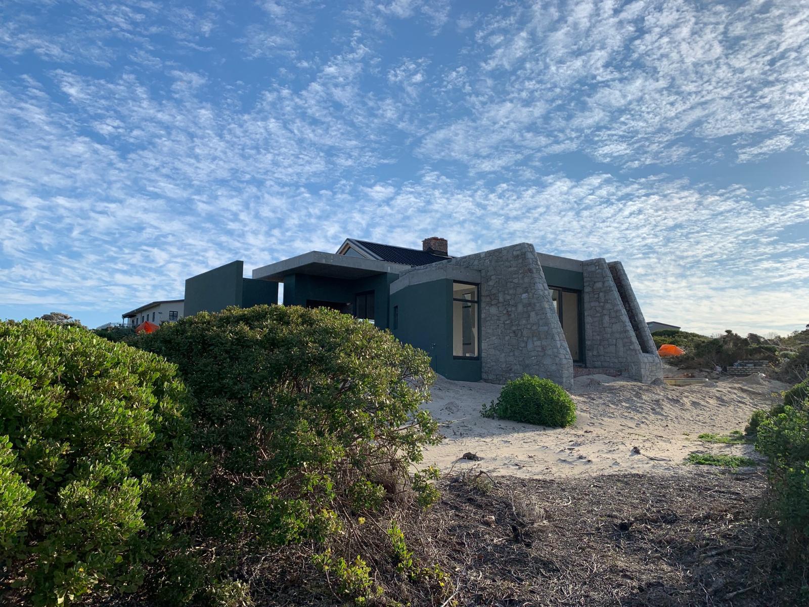Romansbaai Collection