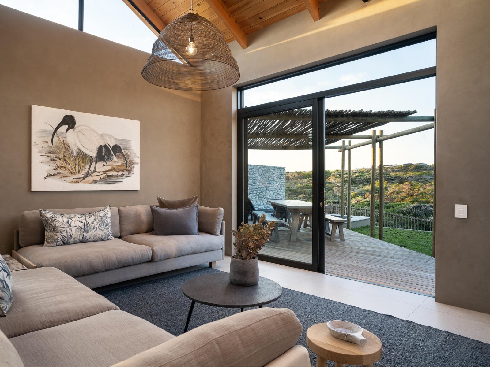 Romansbaai Collection