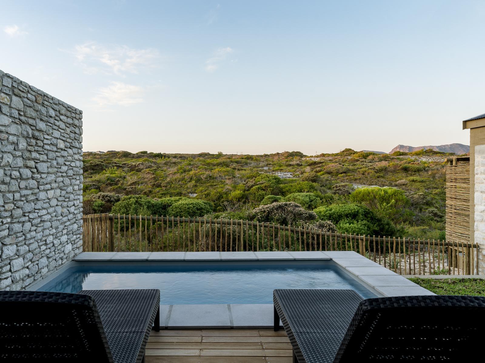 Romansbaai Collection