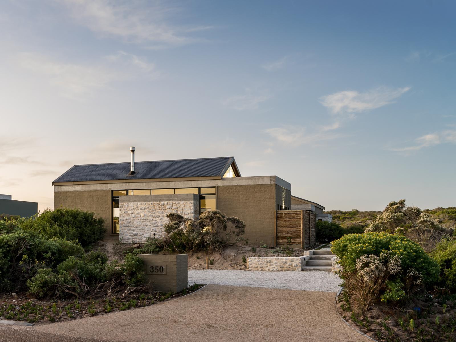 Romansbaai Collection