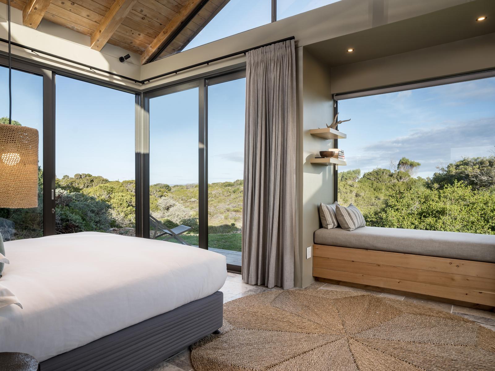 Romansbaai Collection