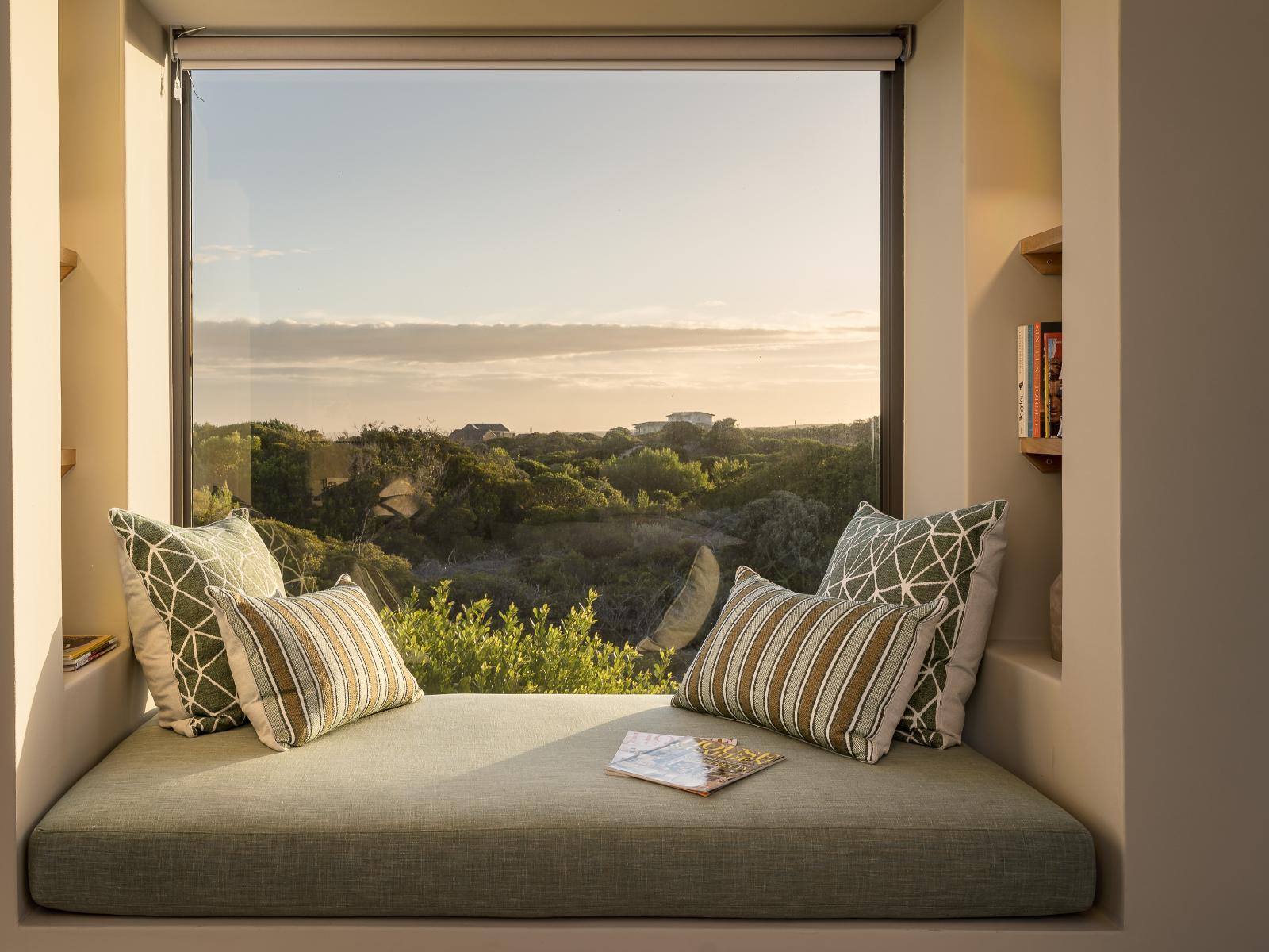 Romansbaai Collection
