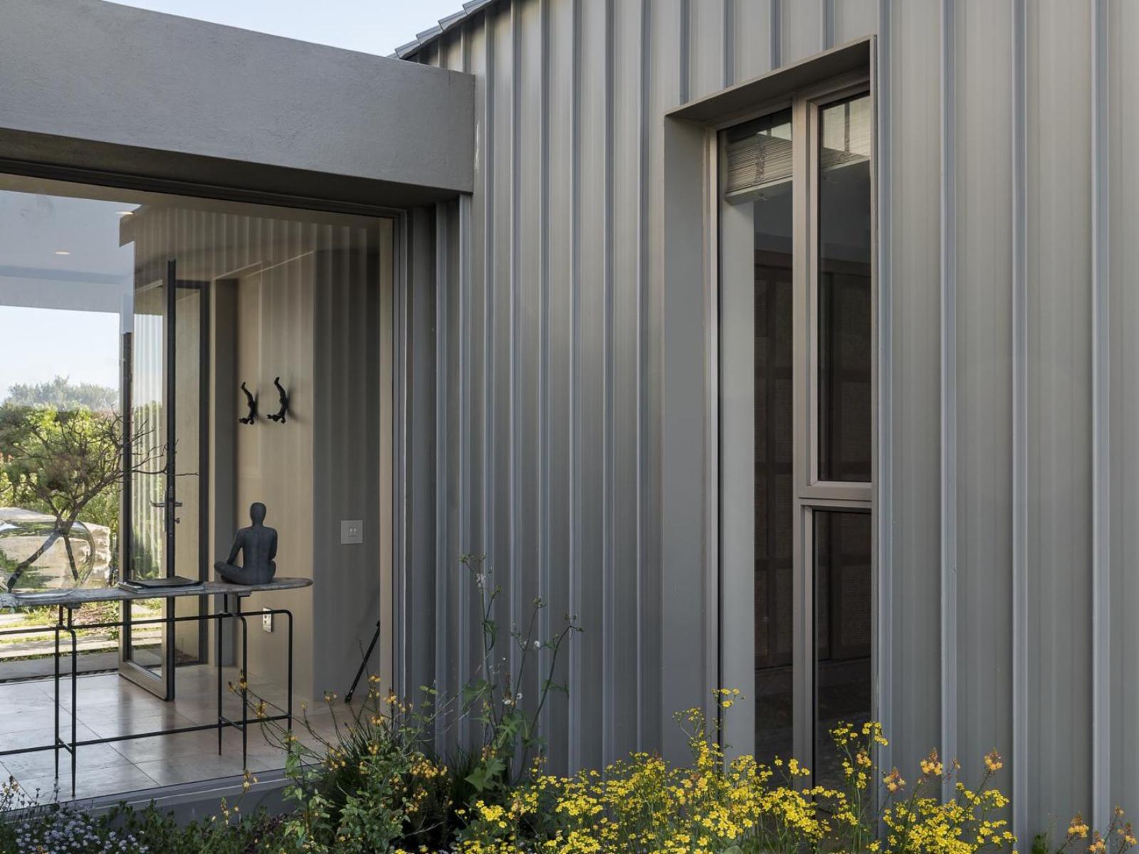 Romansbaai Collection