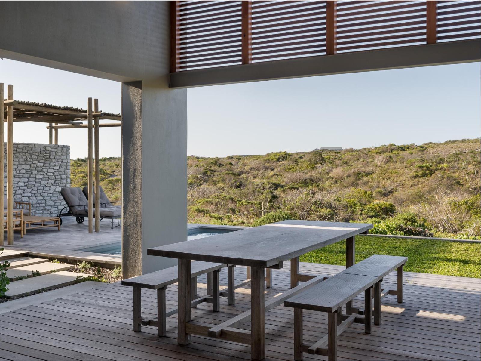 Romansbaai Collection