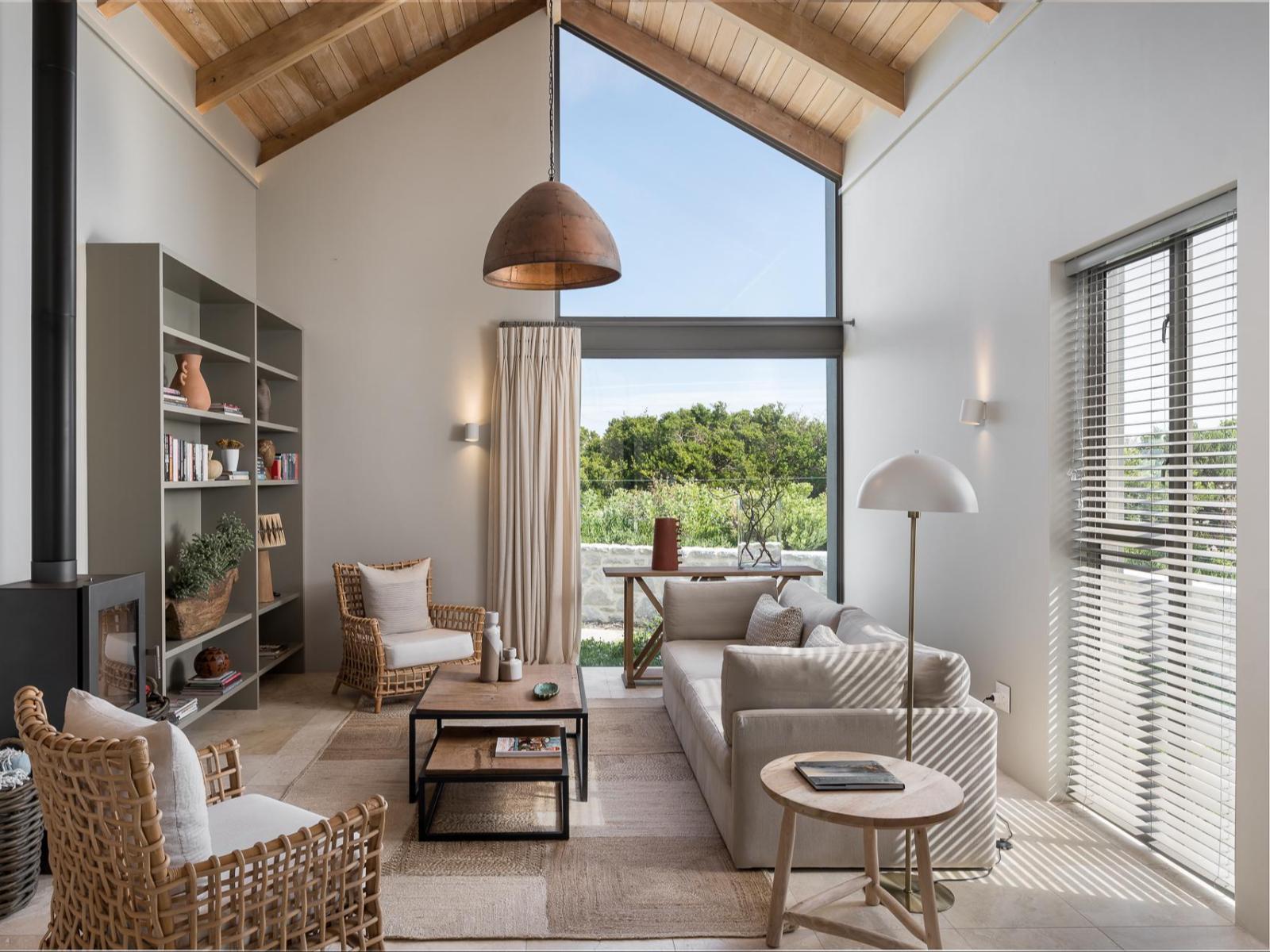 Romansbaai Collection