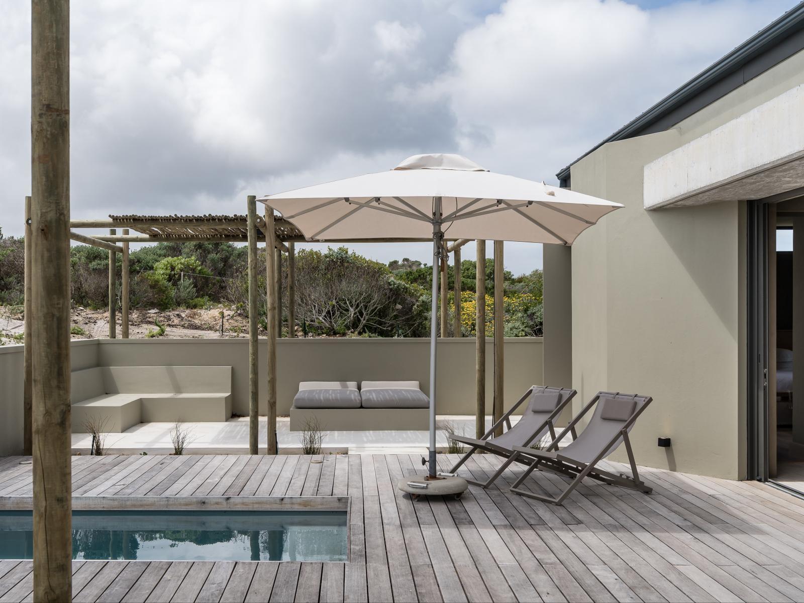 Romansbaai Collection
