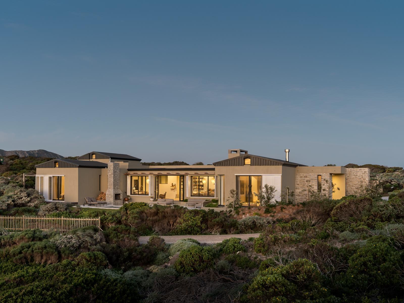 Romansbaai Collection