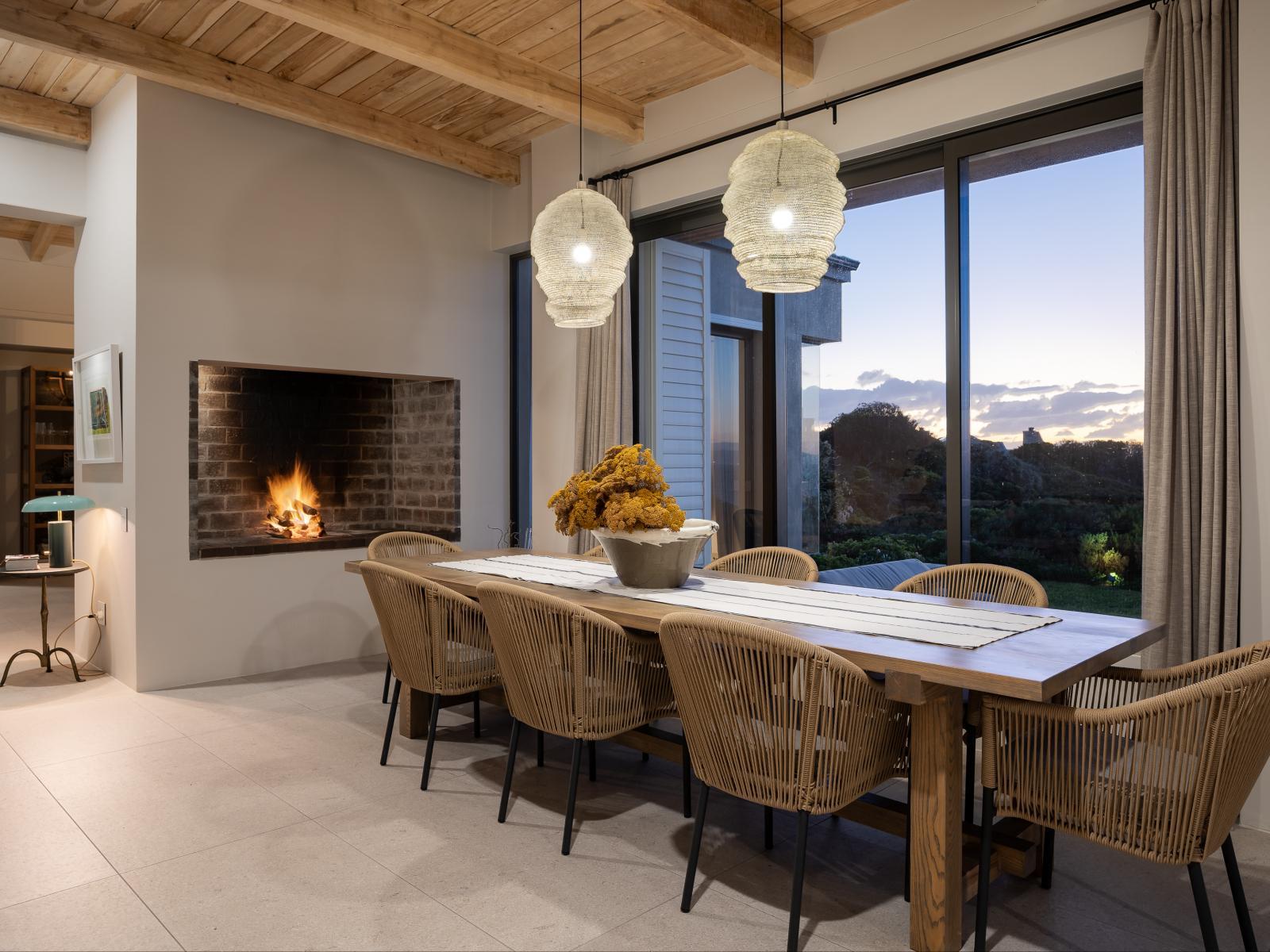 Romansbaai Collection