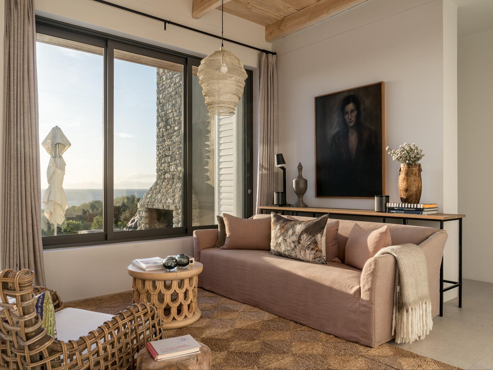 Romansbaai Collection
