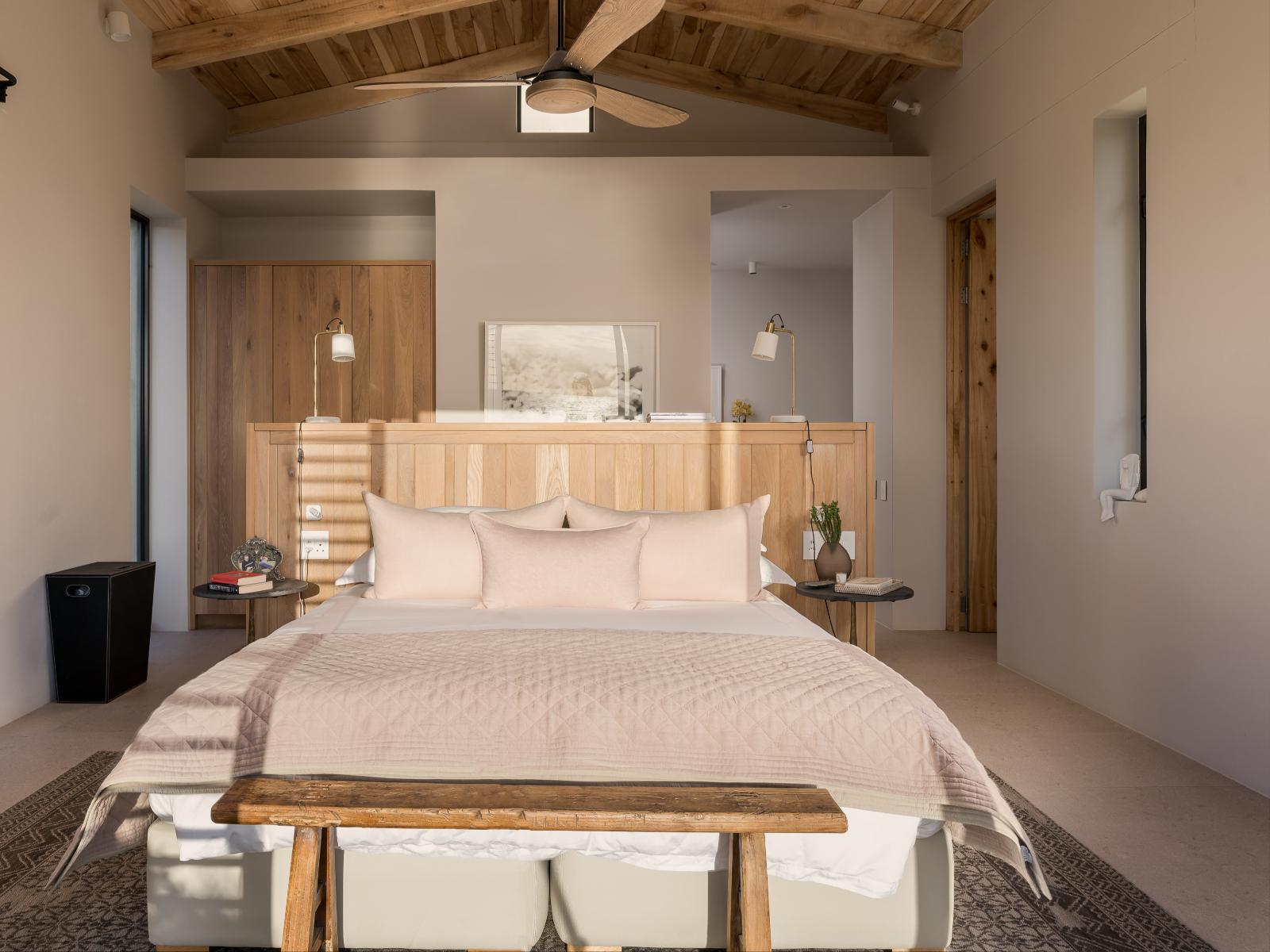 Romansbaai Collection