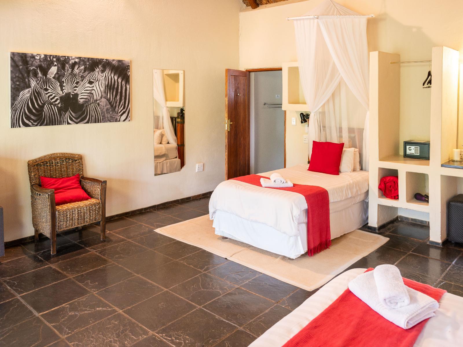 Roomtype 6: Photo of the whole room Bushriver Lodge
