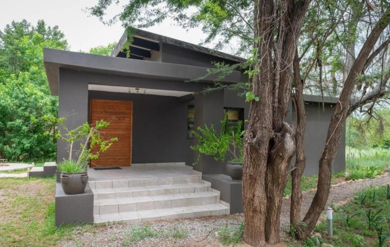 Roomtype 3: Property / Building Bushriver Lodge