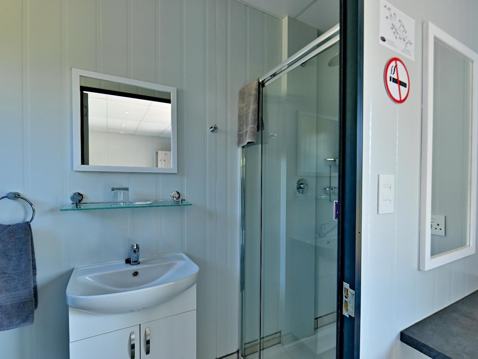 Roomtype 3: Bathroom SleepOver Moria