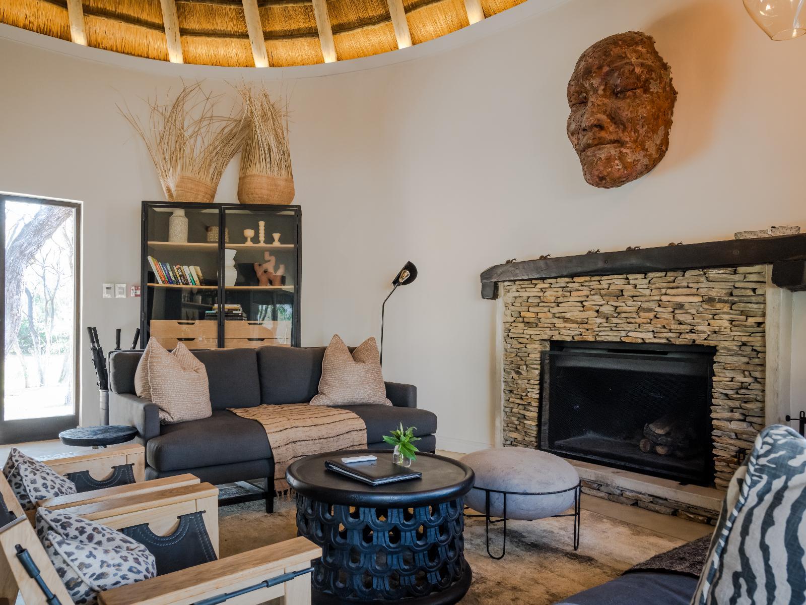 Roomtype 4: Seating area Serondella Safari Lodge